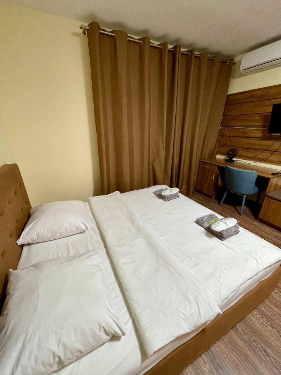 Apartments In Uzhgorod For You. Kültér fotó
