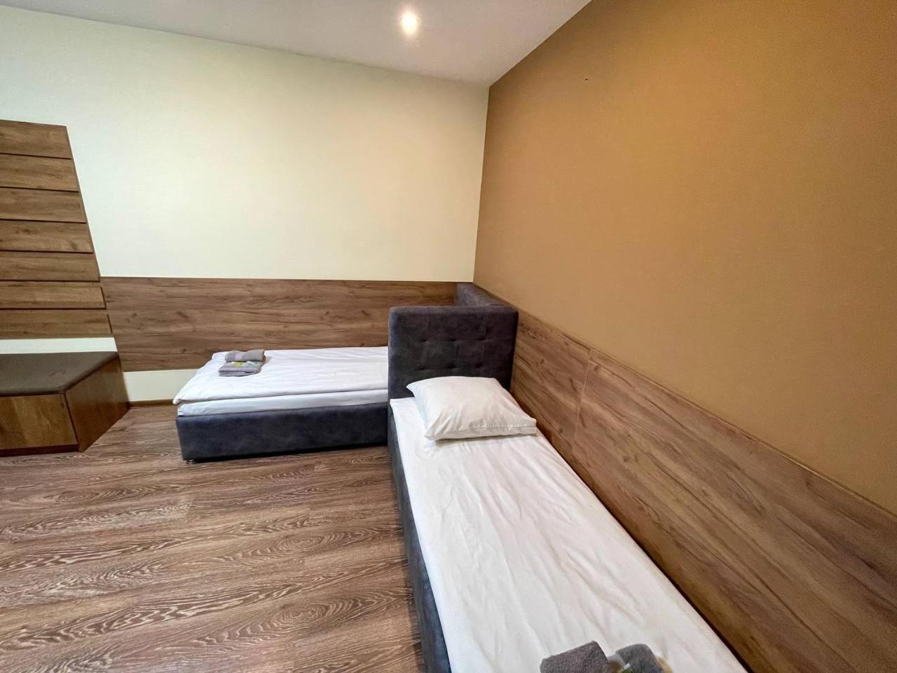 Apartments In Uzhgorod For You. Kültér fotó