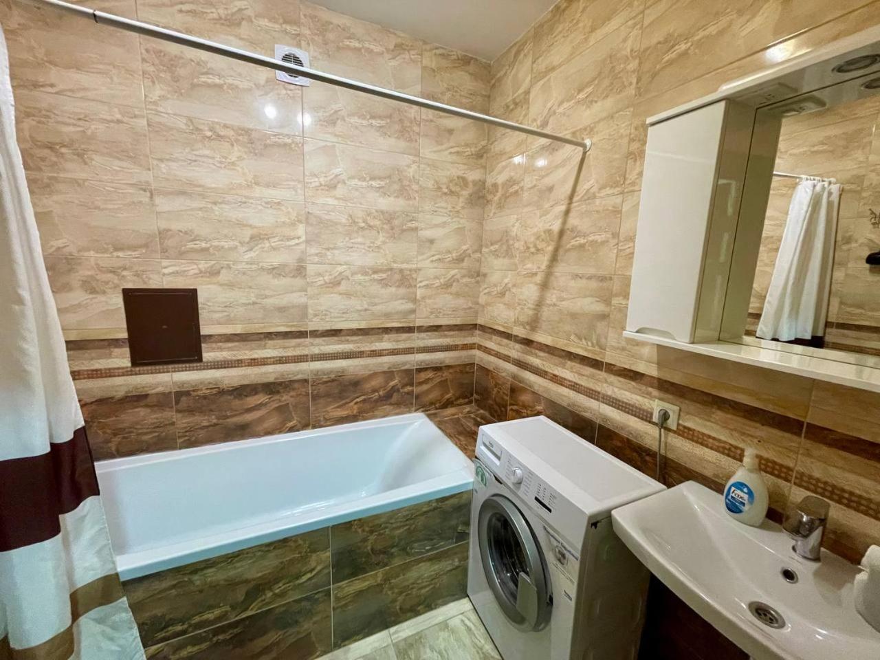 Apartments In Uzhgorod For You. Kültér fotó