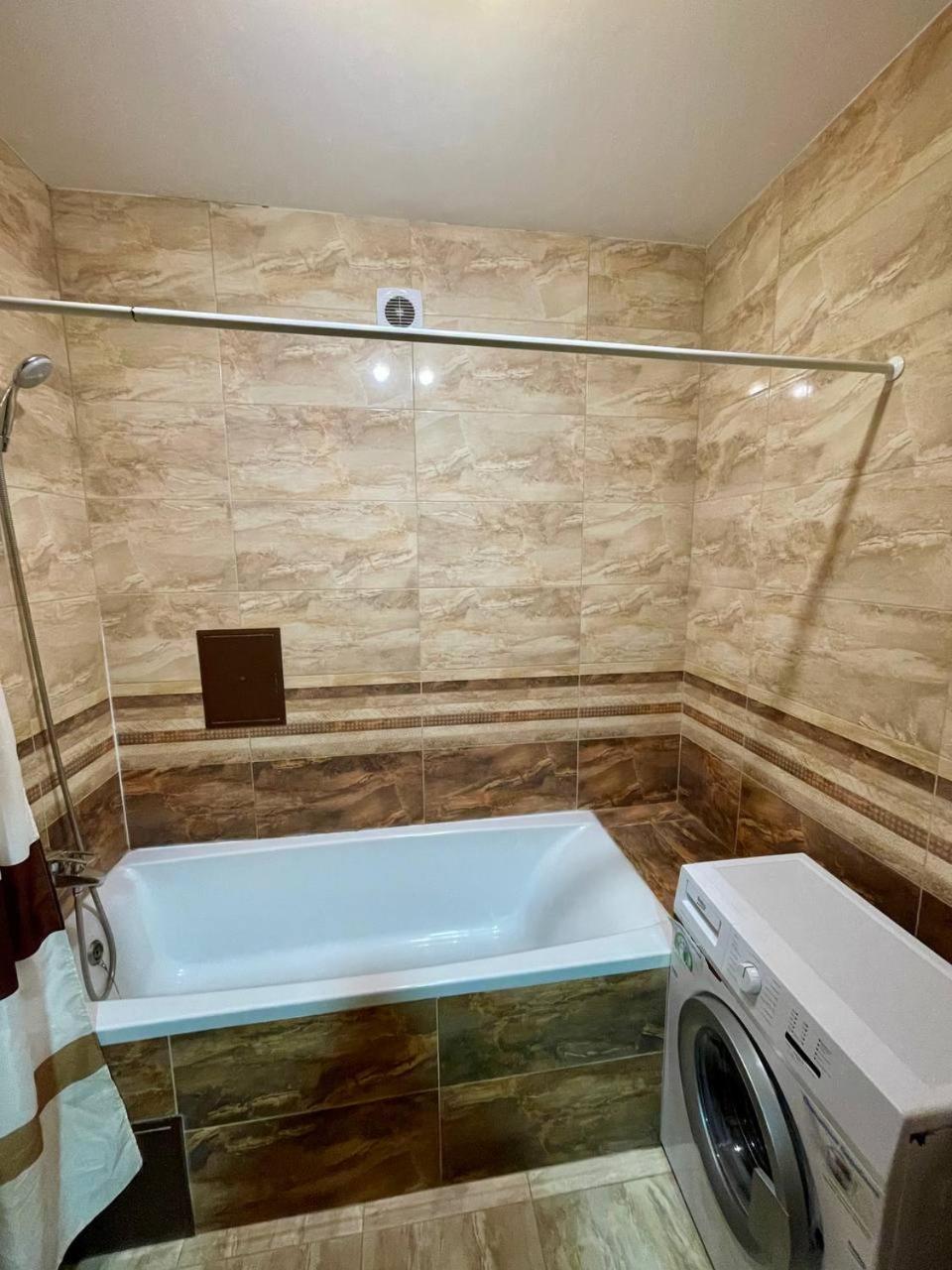 Apartments In Uzhgorod For You. Kültér fotó